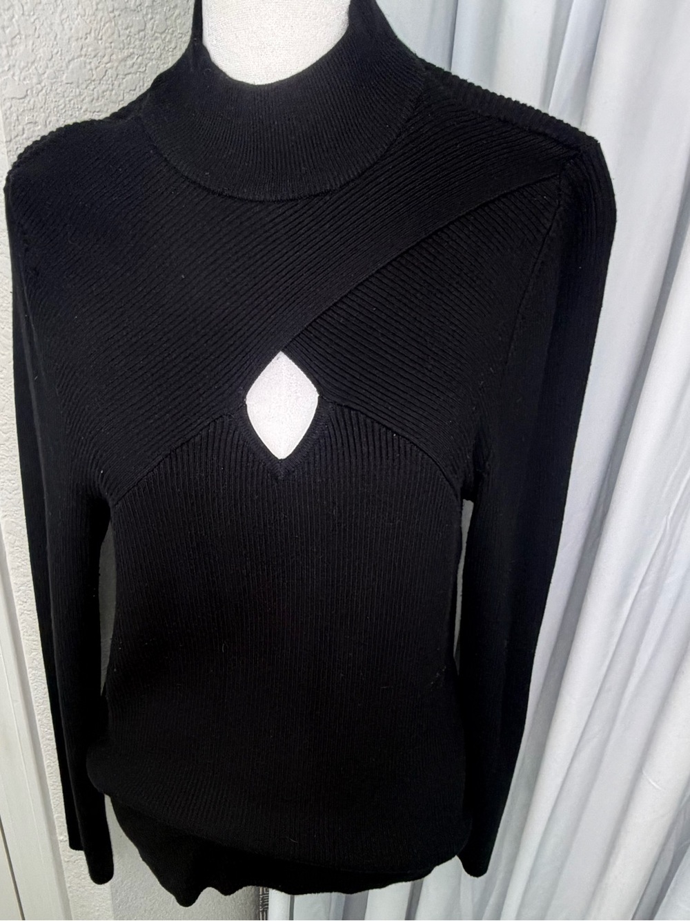 INC International Concepts Black Ribbed Crossover Cutout Sweater XL EUC